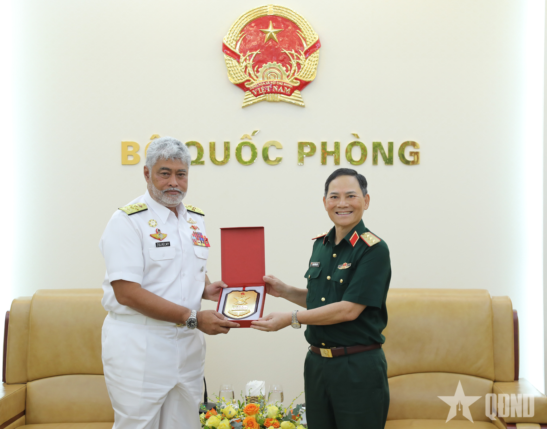 Thượng tướng Phạm Trường Sơn tiếp Tư lệnh Hải quân Malaysia